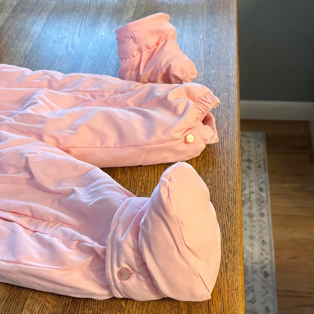 La Petite Rothschild Size 18 M Adorable Pink Snowsuit with Mittens and Booties - Picture 6 of 13